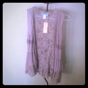 Size medium vintage ruffle vest