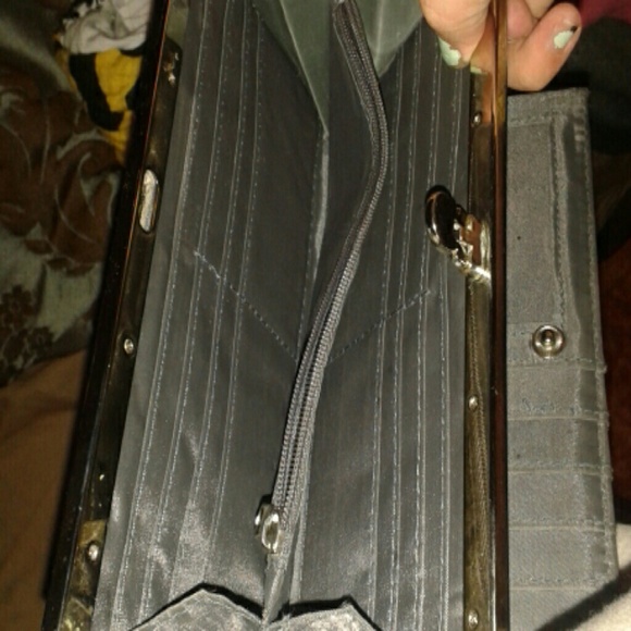 Wallet. - Picture 2 of 3