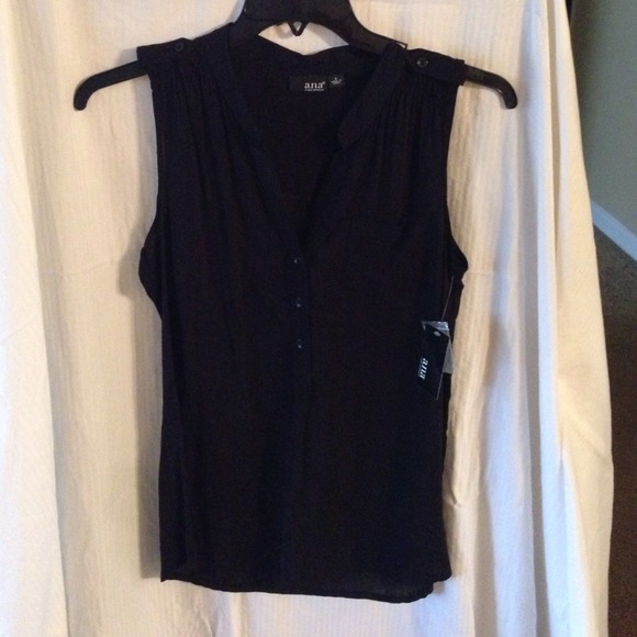 Black shirt