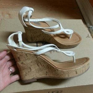 Charlotte Russe white wedge