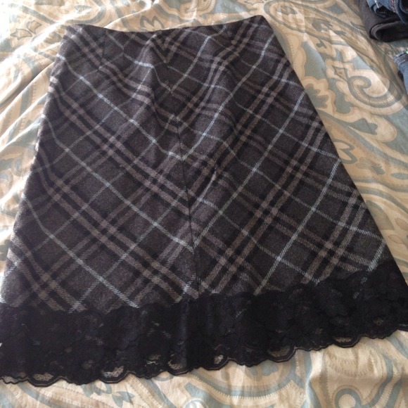 BLOWOUT Plaid skirt with lace