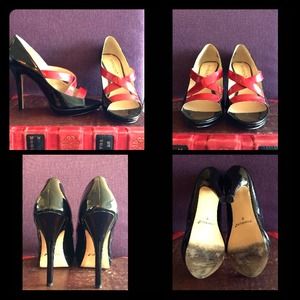 ✨SOLD✨ShoeDazzle Black & Red Heels