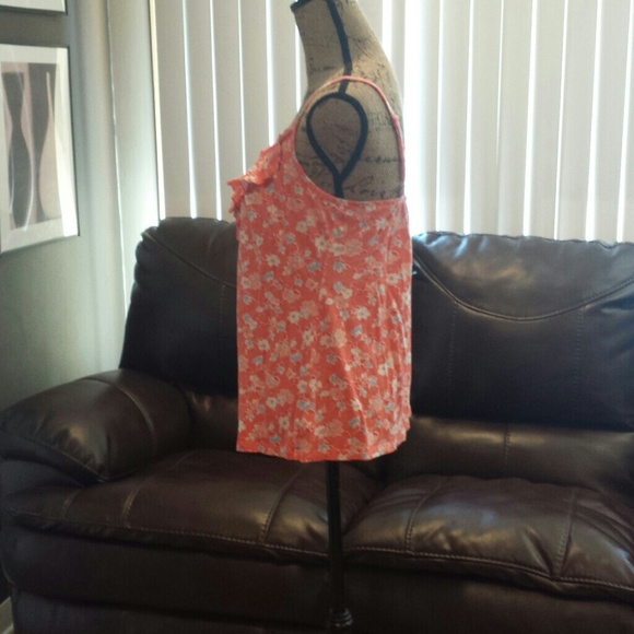 *sold in bundle* navy flower tank(available for - Picture 2 of 4