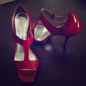 Red HOT heels