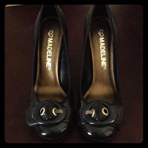 Navy Heels