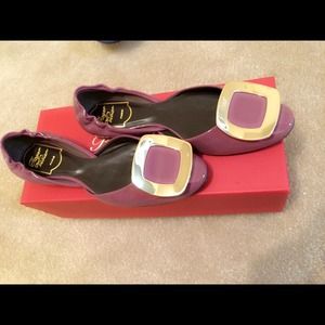 Limited edition color for roger vivier