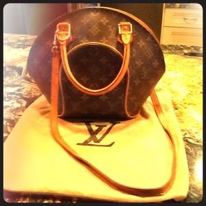 Authentic Vintage  Louis Vuitton