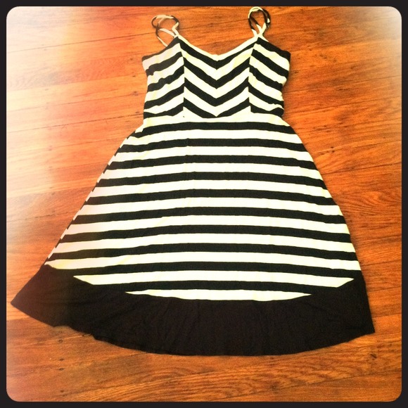 Another cute black & white  dress worn 1x