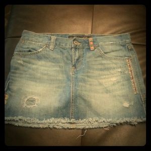 Denim Lucky brand skirt with embroider