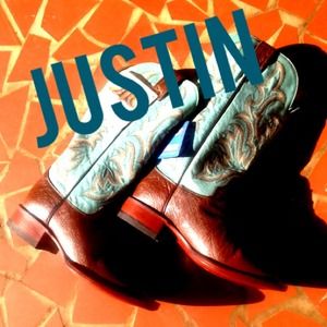 Justin NWT Cowgirl  Boots.