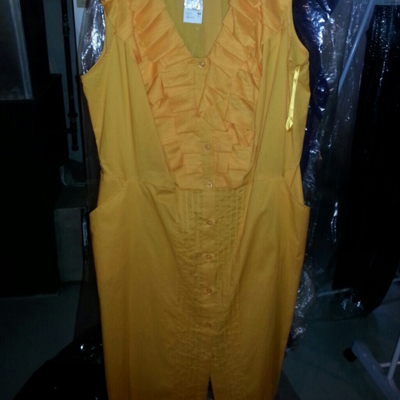 Yellow cotton dress with belt