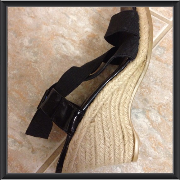 💞 Shoes 💞 - Picture 3 of 4