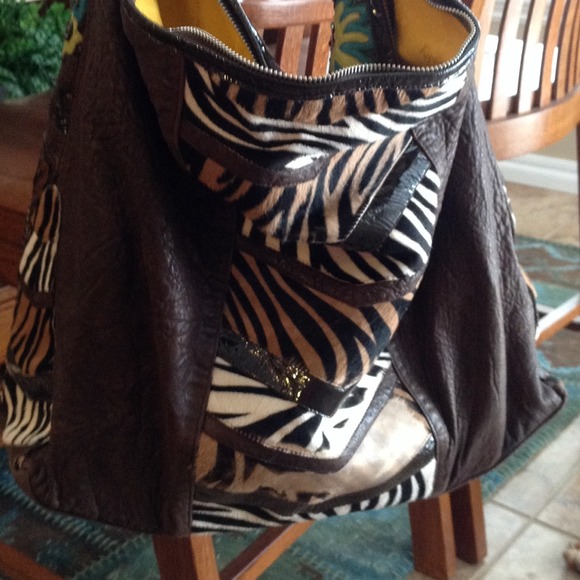 Kippy Handbag - Eye Catching!!! - Picture 3 of 4