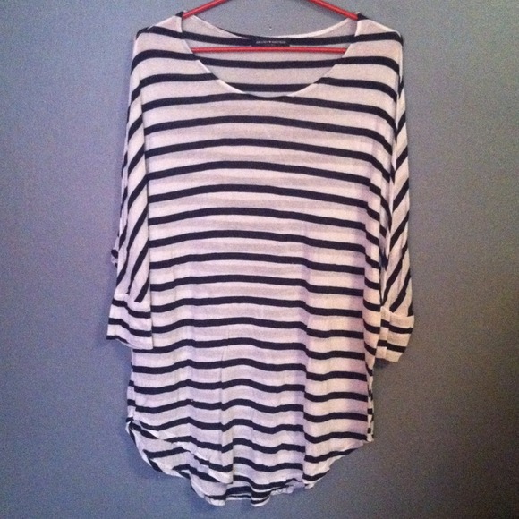 Brandy Melville Tops - Brandy Melville Oversized Knit