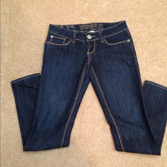 Skinny leg, dark blue jeans