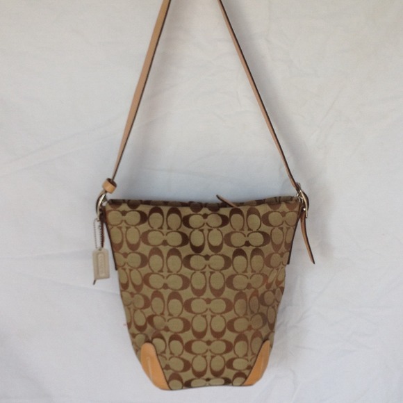 Coach Hobo - Picture 1 of 2