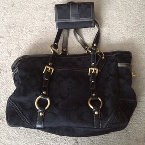Black coach purse with matching wallet