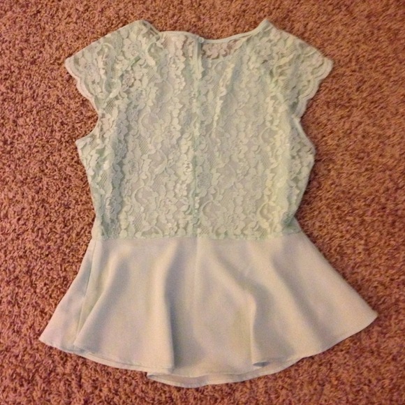 Top - Picture 2 of 2