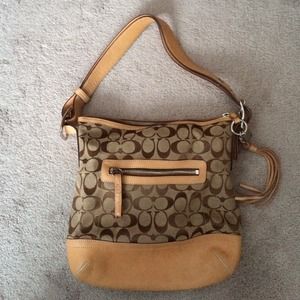 Older coach shoulder bag