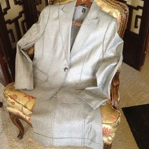 Ellen Tracy 2 piece suit