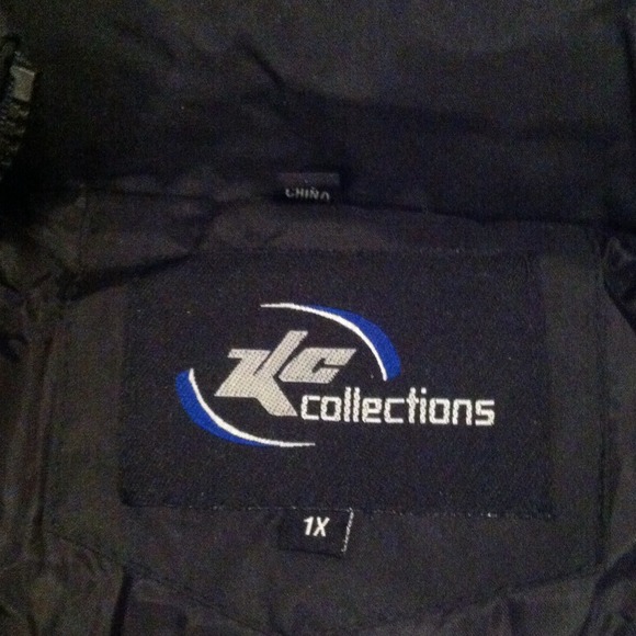 Black Ribbed Winter Jacket - Picture 2 of 4