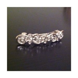Beautiful silver hair barrette