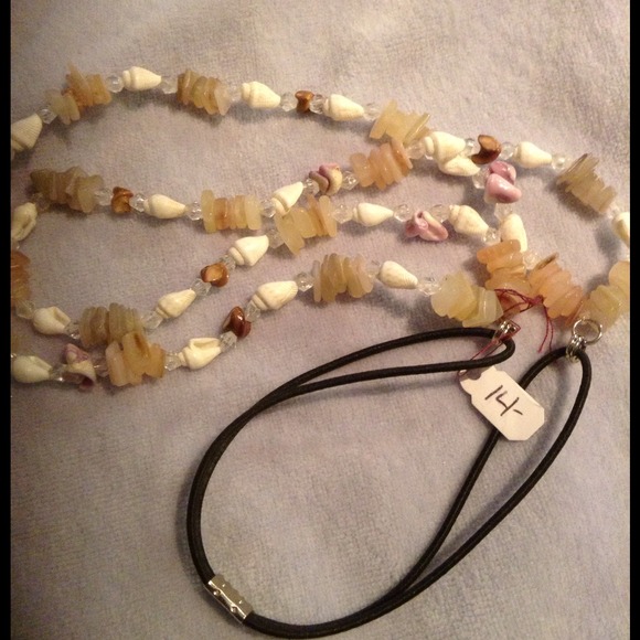 Sold Seashell and Gemstone Headband. - Picture 2 of 3