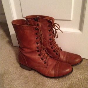 Steve Madden Boots