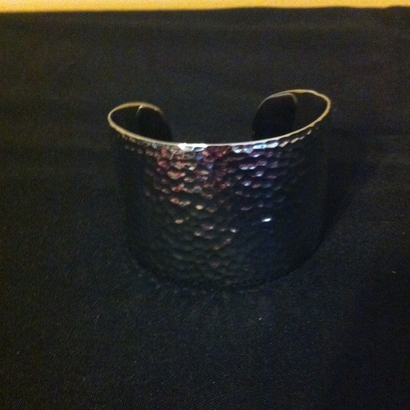 Bangle - Picture 3 of 4