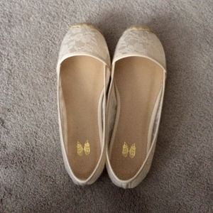 Cream lacie flats from Victoria's Secret