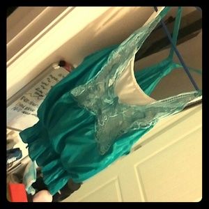 Tank top ??