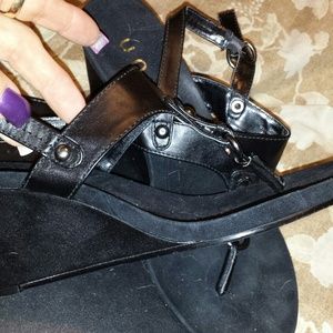 **SOLD IN BUNDLE**Cute wedges