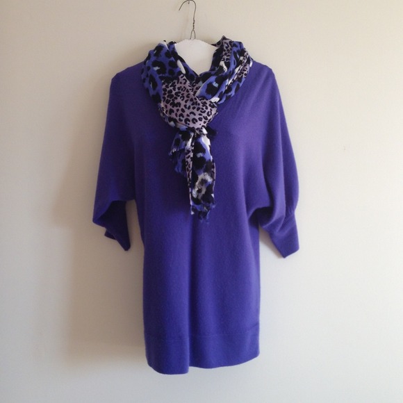 SOLD--New York @ Co blue sweater