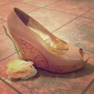 Steve Madden prep toe wedges size 11