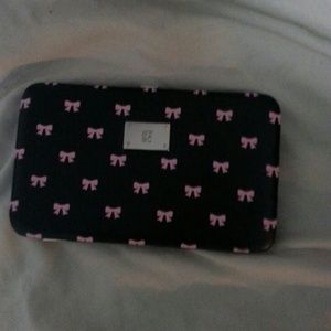 Pink bow wallet