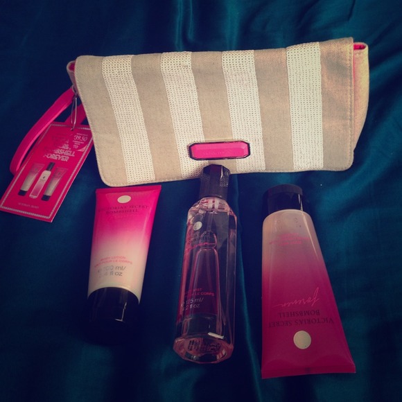 Victoria secret bomb she'll forever set