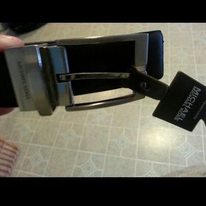 Mens Michael kors brown feather edge reversible be