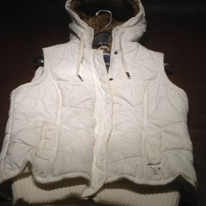 Off-White Puffer Vest