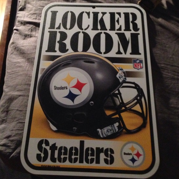 "STEELERS LOCKER ROOM"  Wall or door plastic hang