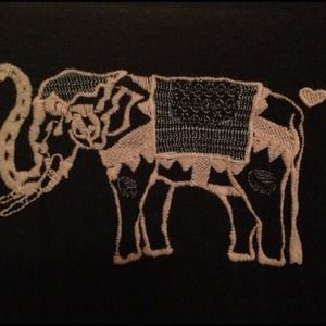 Brandy Melville Super Rare Elephant Shirt