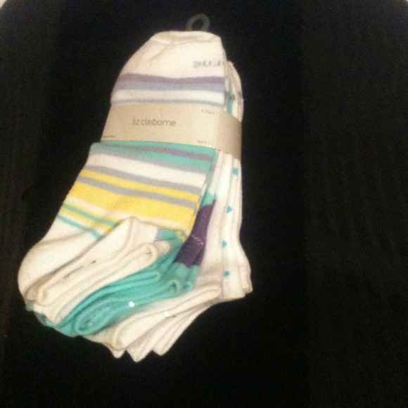 6 pair pack New Liz Claiborne Ankle Socks