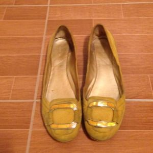 Nine West Yellow suede buckle flats. Size 7