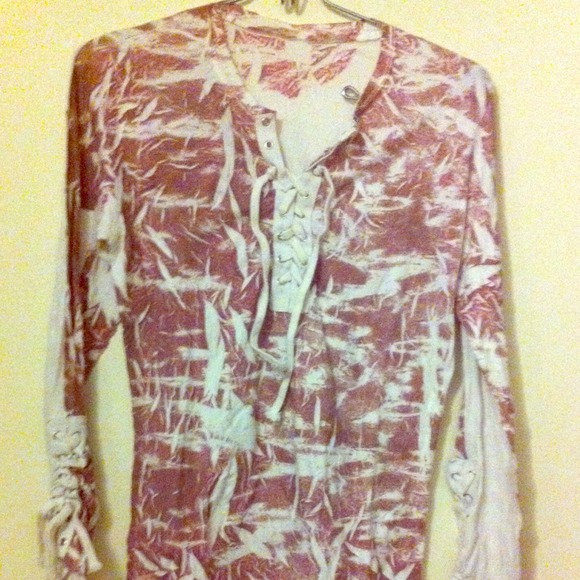 Cute long sleeve tee shirt!