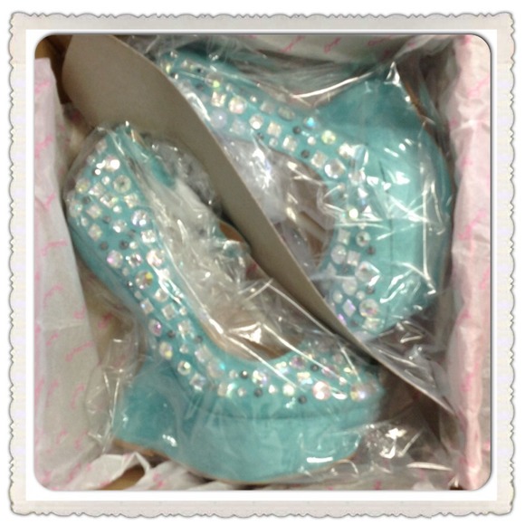 🌹SALE🌹Qupid Mint Green Wedge - Picture 4 of 4