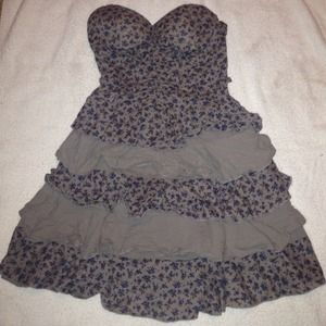 Strapless ruffled dress