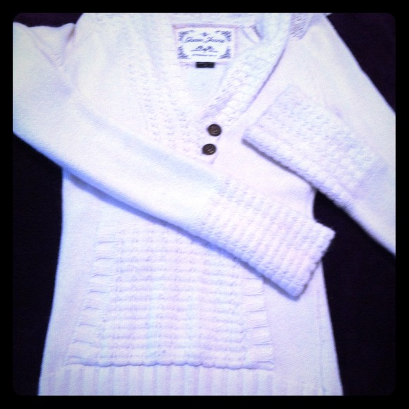 GUESS Cream Long Sleeve Sweater