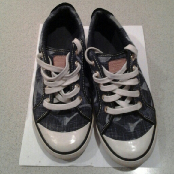 Coach  barrett  logo sneakers (used)   sale $15