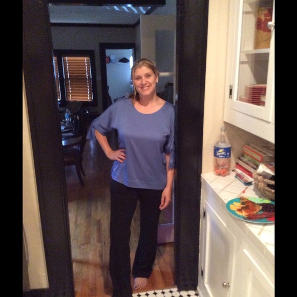 SOLD Ann Taylor periwinkle top - Picture 2 of 2