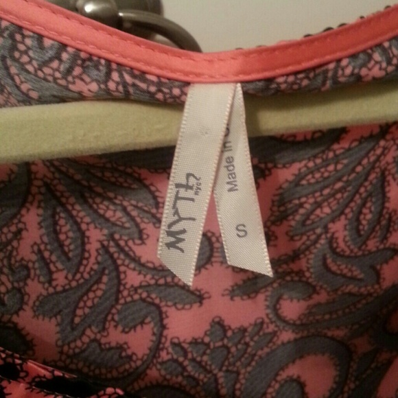 Stunning coral and black tie waist tunic - Picture 3 of 4