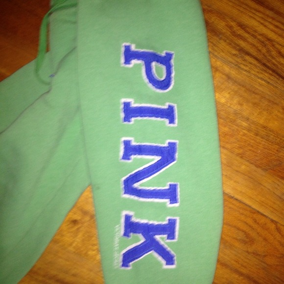 Victoria Pink sweatpants - Picture 3 of 3